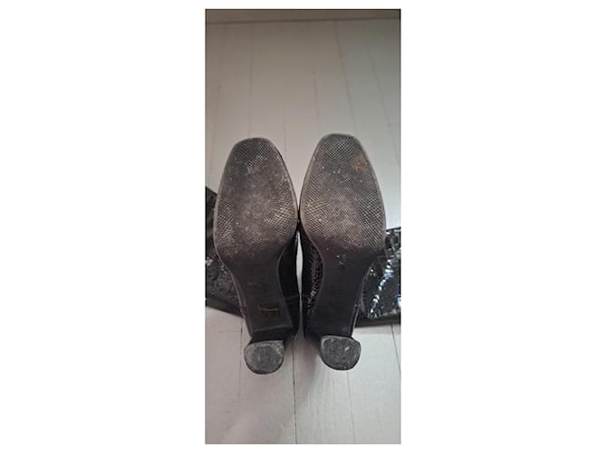 Botas Prada de charol efecto cocodrilo negras Negro - vista 9