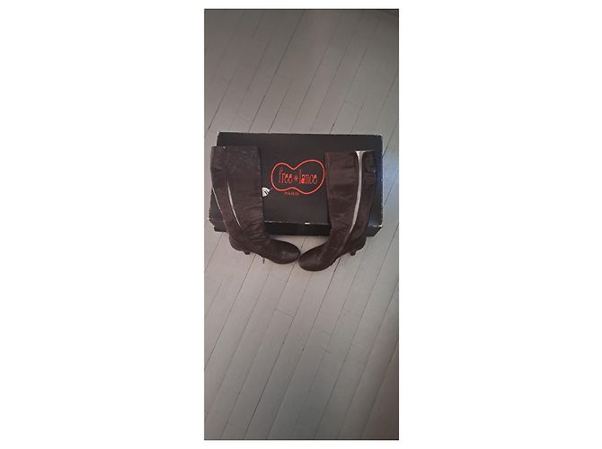 Botas Free Lance de cuero marrón efecto cocodrilo Marrón oscuro - vista 6