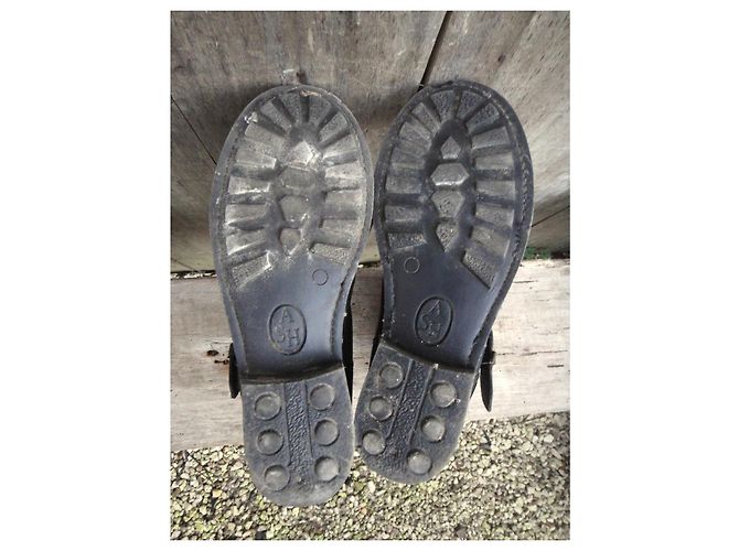 Stivaletti Ash Titan in pelle nera con borchie Nero - vista 5