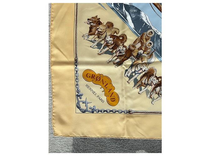 Hermès Foulard di seta 'Grønland' Marrone Bianco Blu Grigio Giallo - vista 4