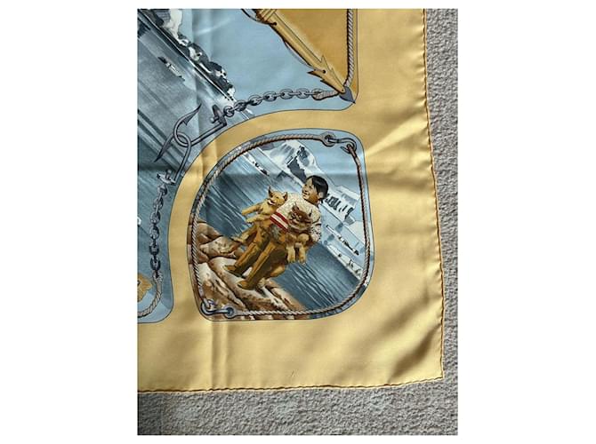 Hermès Foulard di seta 'Grønland' Marrone Bianco Blu Grigio Giallo - vista 5