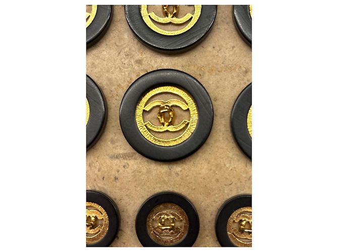Set di 12 loghi CC Chanel vintage in oro e nero D'oro - vista 14