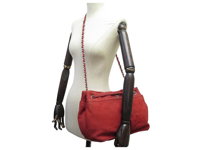 SAC A MAIN CHANEL ULTRA SOFT SHOPPING LOGO CC EN CUIR SUEDE ROUGE HAND BAG - vue 7
