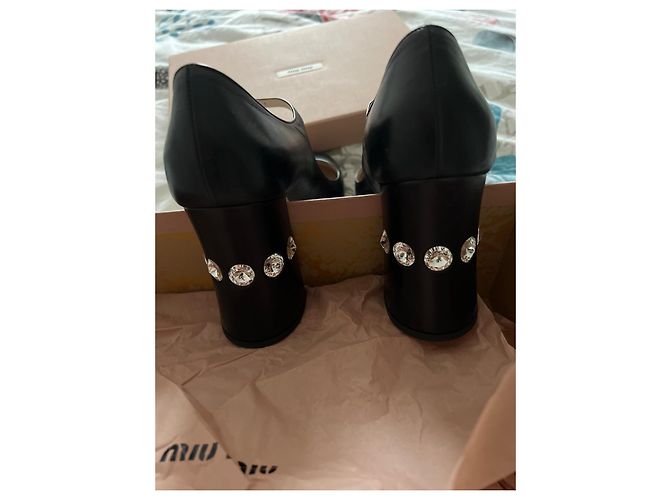 Décolleté Miu Miu in pelle nera con strass misura 40 Nero - vista 2