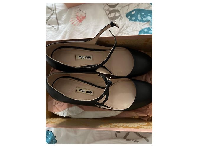 Décolleté Miu Miu in pelle nera con strass misura 40 Nero - vista 3