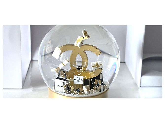Chanel Collector Snow Globe. New. - view 3