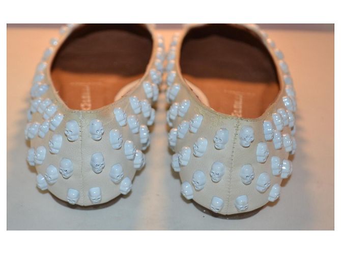 bailarinas Jeffrey Campbell con calaveras eggshell efecto piel Blanco roto - vista 4