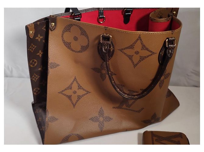 Louis Vuitton Onthego GM Bag / Giant Reverse Monogram Patterns Light brown Dark brown - view 9