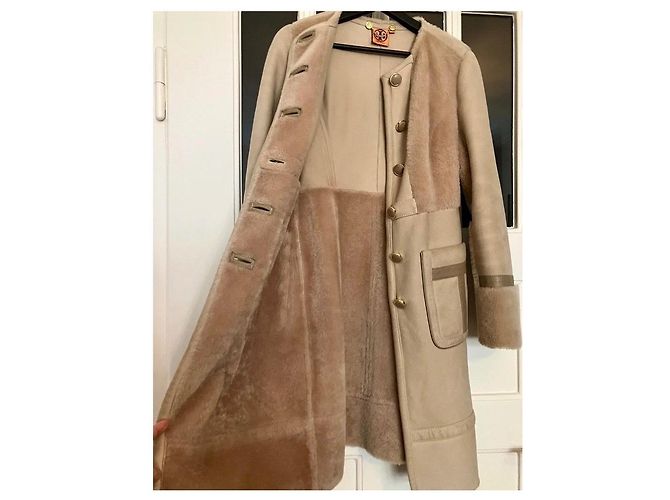 Abrigo Tory Burch de piel de oveja beige - vista 4