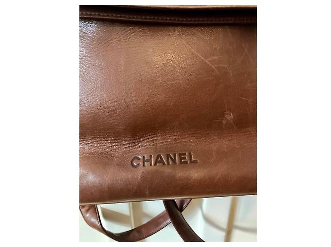 Brauner Leder-Rucksack von Chanel - Ansicht 4