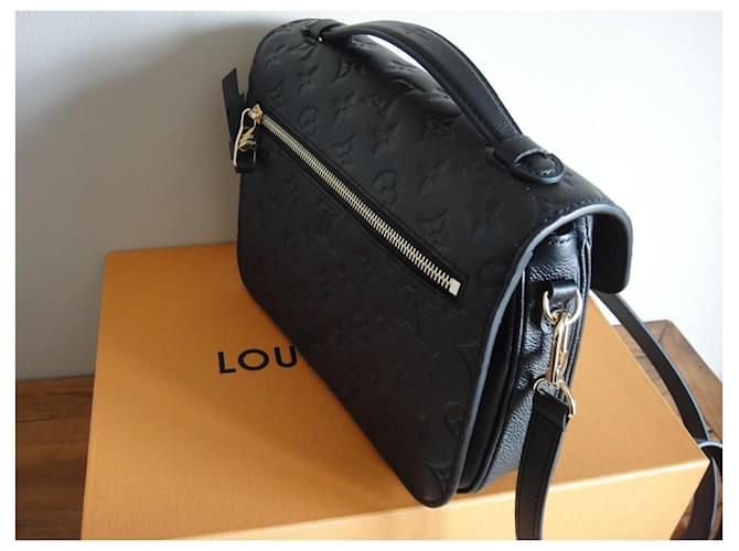 Metis Louis Vuitton Pochette Métis Monogram Empreinte NERO - vista 5