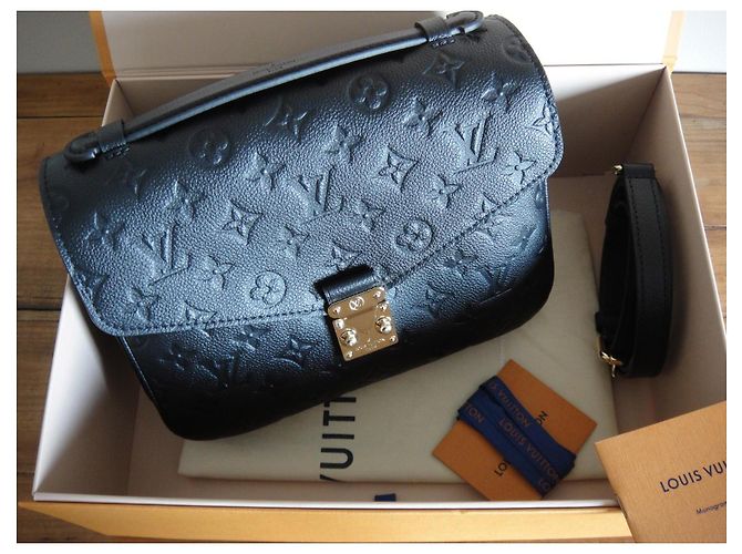 Metis Louis Vuitton Pochette Métis Monogram Empreinte NERO - vista 9