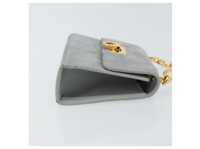 Pochette a spalla con catena Gancini in suede grigio e oro Auth 163100V di Salvatore Ferragamo - vista 3