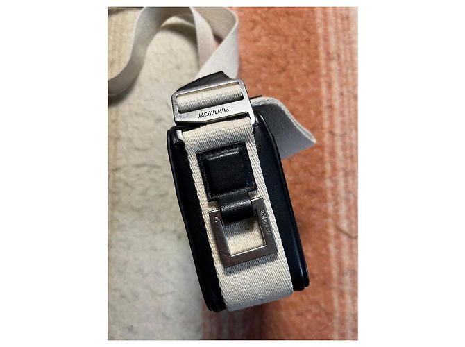 Borsa a spalla Jacquemus in pelle nera Nero - vista 4