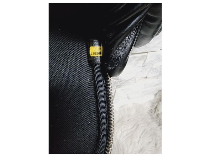 Trendy CC Mala Chanel de nylon acolchoado preto com 2 rodas CC - vista 12