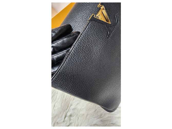 Louis Vuitton Capucines MM Nero - Set Completo - vista 10