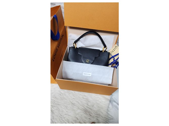 Louis Vuitton Capucines MM Nero - Set Completo - vista 2