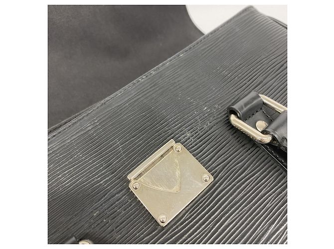 Borsa Louis Vuitton Epi Segur PM Nero - vista 7