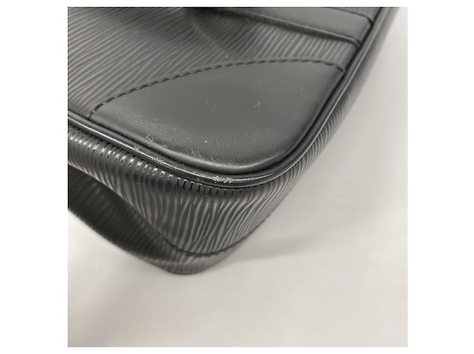 Borsa Louis Vuitton Epi Segur PM Nero - vista 9