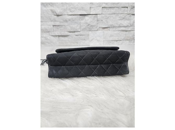 Gabrielle Magnífico saco Chanel com aba em camurça cinza acolchoada com pompom Cinza antracite - vista 6