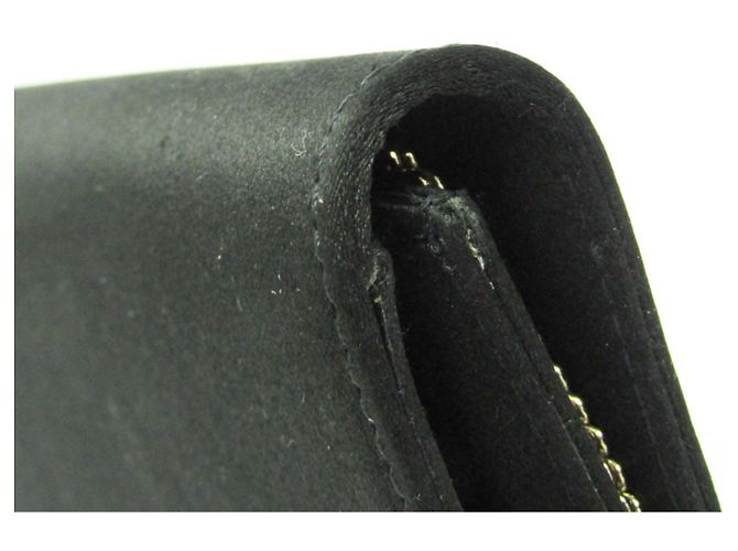 Pochette a spalla con catena in nastro Valentino Garavani Nero - vista 10