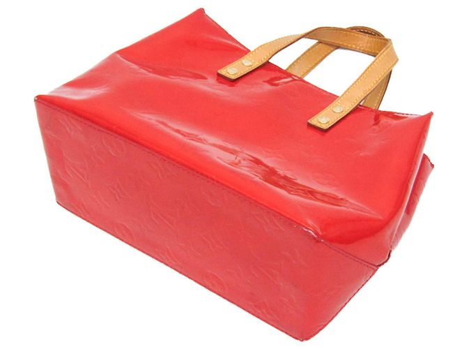 Borsa Louis Vuitton Monogram Vernis Reade PM in Rouge Rosso - vista 2