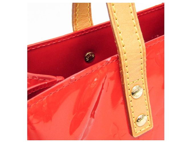 Borsa Louis Vuitton Monogram Vernis Reade PM in Rouge Rosso - vista 8