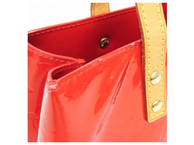 Borsa Louis Vuitton Monogram Vernis Reade PM in Rouge Rosso - vista 9
