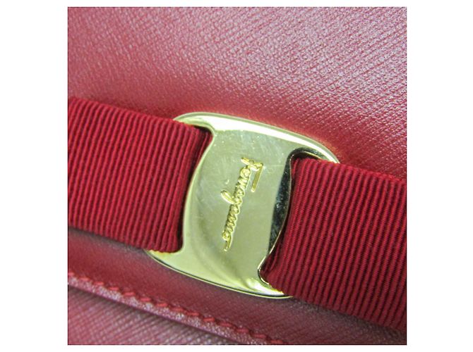 Borsa a Spalla Vara Chain di Salvatore Ferragamo Rosso - vista 9