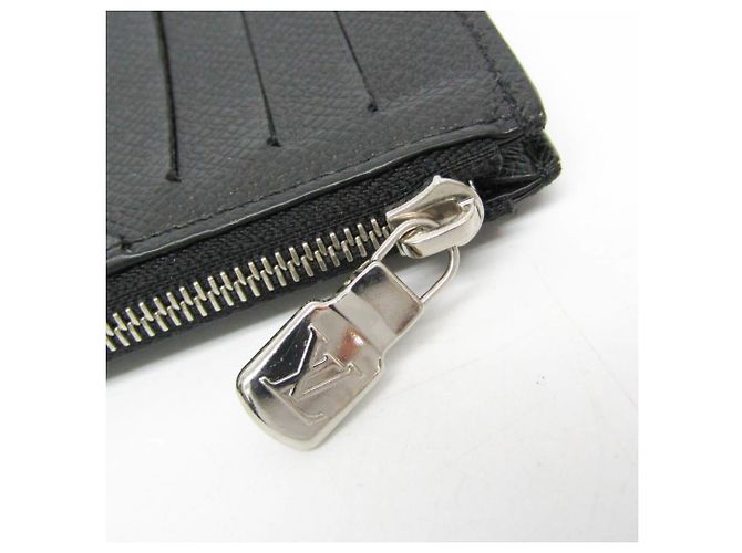 Tarjetero de monedas Taiga Louis Vuitton M30271 Negro Monograma - vista 5