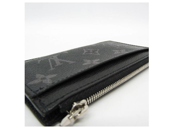 Tarjetero de monedas Taiga Louis Vuitton M30271 Negro Monograma - vista 6