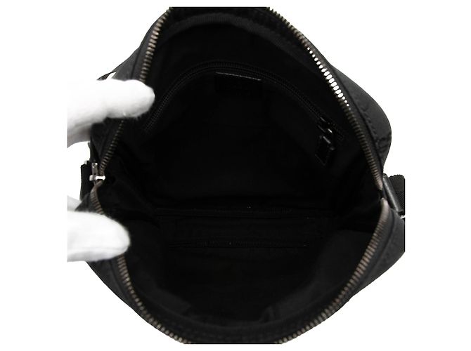 Bolsa transversal Gucci em lona GG preta Preto - vista 4