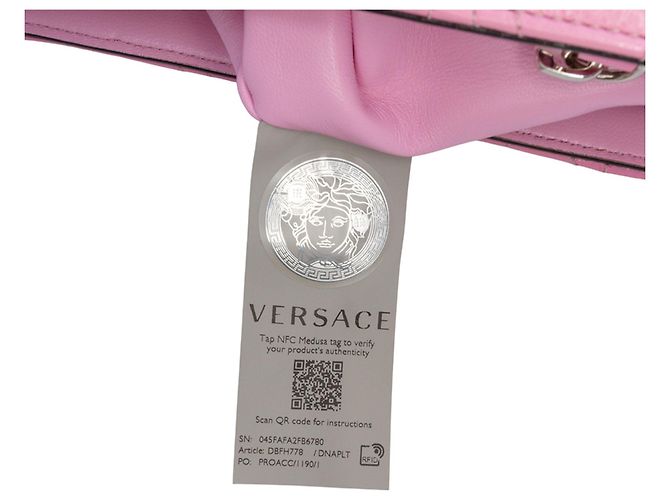 Borsa Virtus in pelle trapuntata rosa di Versace - vista 6