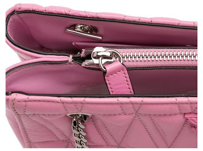 Borsa Virtus in pelle trapuntata rosa di Versace - vista 8