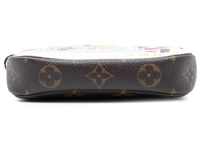Mini Pochette Accessoires Vivienne in Monogramma Marrone a Tokyo di Louis Vuitton - vista 3