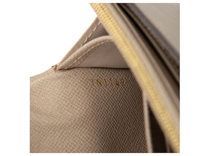Cartera Larga Twist Epi Louis Vuitton Beige - vista 6