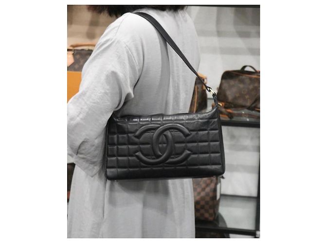 Timeless Borsa Chanel in pelle barra di cioccolato Nero - vista 2
