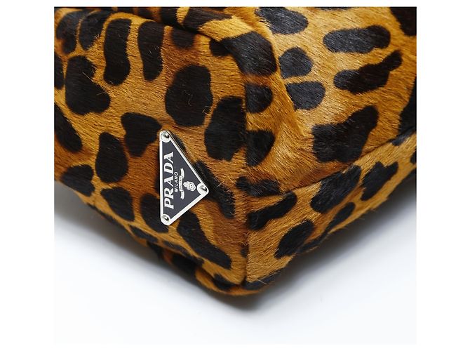 Borsa a mano in pelle di pony con stampa leopardata marrone Prada - vista 5
