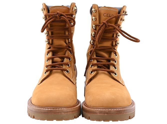 Edge Céline Botas em Nubuck Marrom com Acabamento em Couro Celine Kurt Vermelho - vista 2