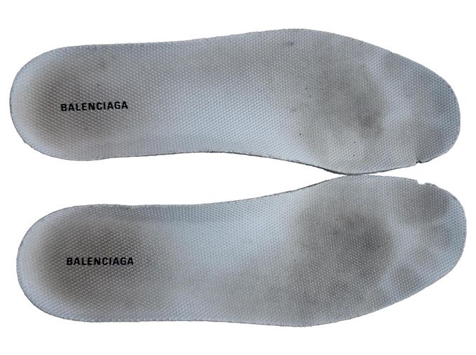 Everyday Baskets Balenciaga Triple S à semelle transparente en polyester blanc - vue 9