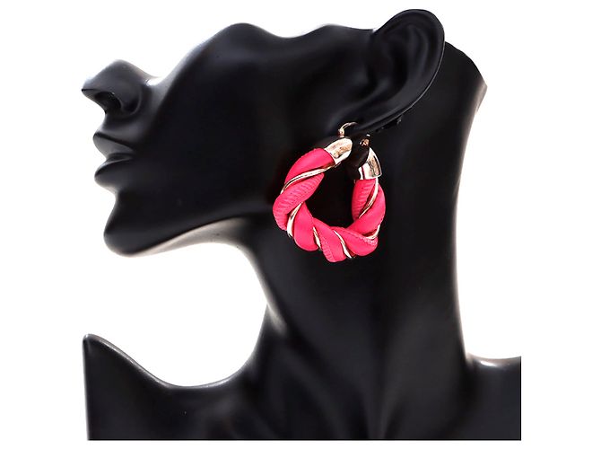 Brincos de argola prateada e couro rosa da Bottega Veneta - vista 9