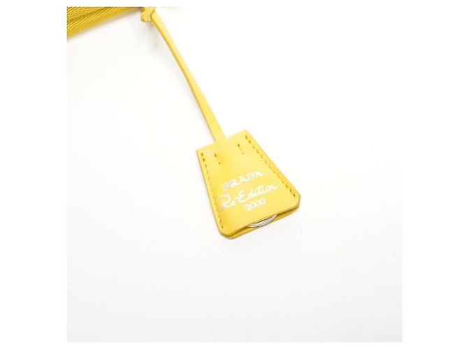 Prada Terry Re-Edition 2000 Spugna Schultertasche Gelb - Ansicht 13