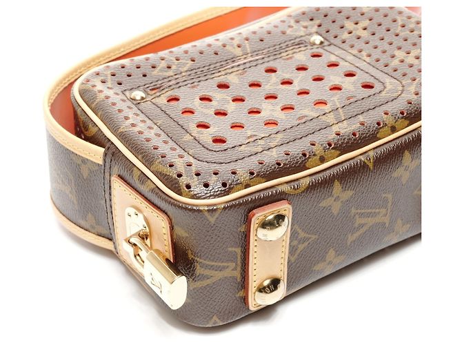 Borsa a Spalla Mini Trocadero Perforata Monogramma Louis Vuitton 2006 Marrone - vista 6