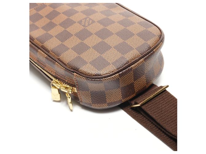 Borsa a Spalla Pochette Ganju Damier Louis Vuitton 2005 Marrone Damier ebene - vista 5