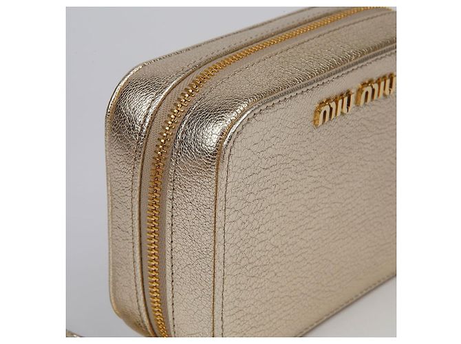 Miu Miu Pochette con zip con logo D'oro - vista 5