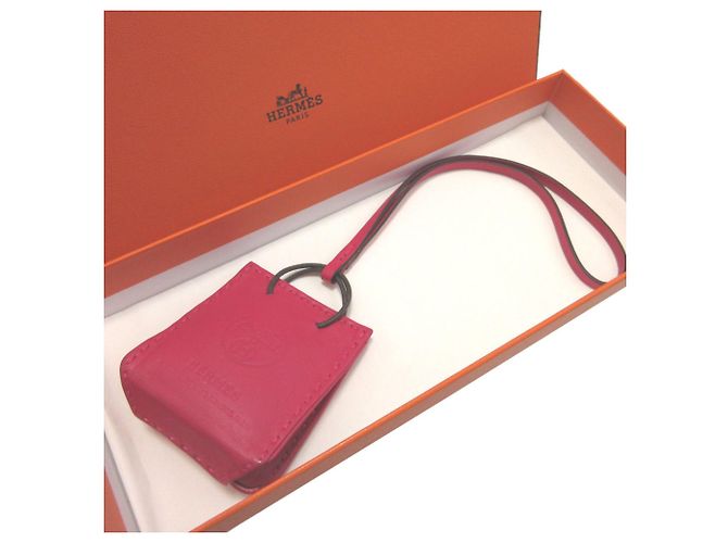 Portachiavi Hermès in agnello rosa Milo - vista 2