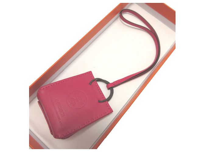 Portachiavi Hermès in agnello rosa Milo - vista 3