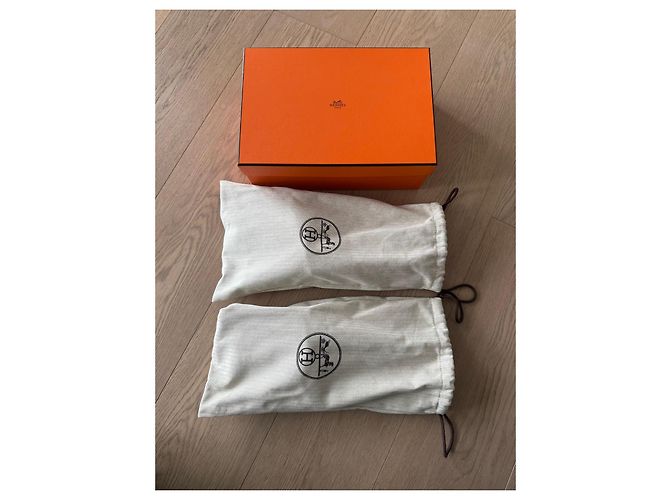Chypre Sandalen von Hermès Schwarz Weiß - Ansicht 3