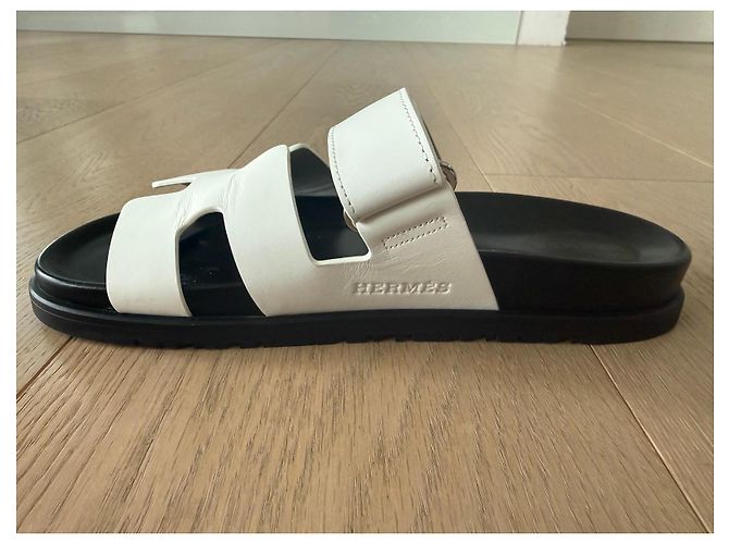 Chypre Sandalen von Hermès Schwarz Weiß - Ansicht 5