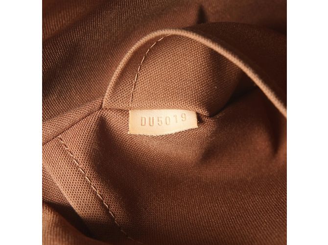 Bolso Louis Vuitton Marrón Piel charol Castaño - vista 11